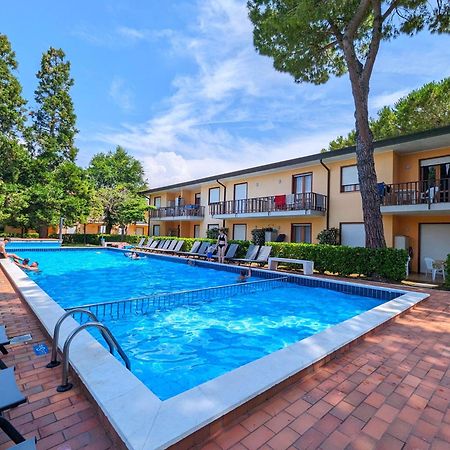 Villaggio Dei Gelsomini Bibione Exterior foto