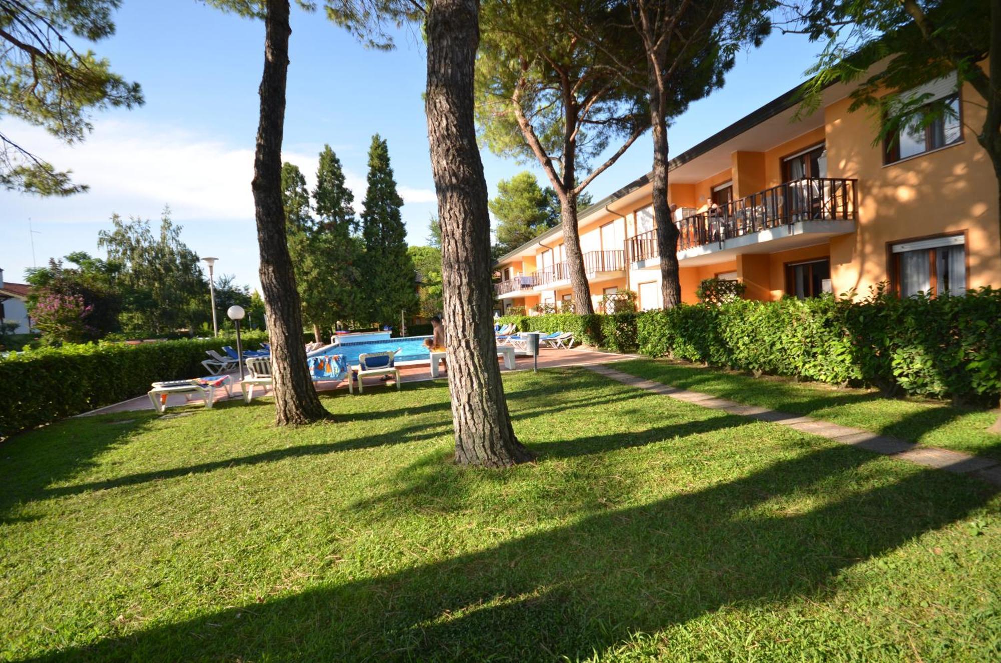 Villaggio Dei Gelsomini Bibione Exterior foto